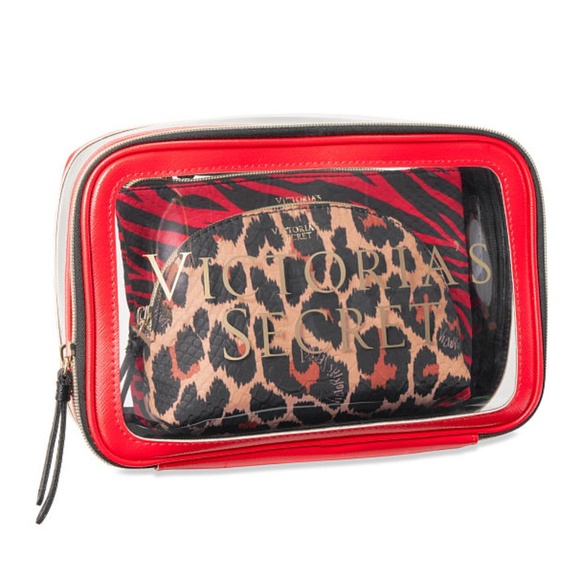 Victoria's Secret Handbags - Victoria's Secret Nested Backstage Trio Leopard